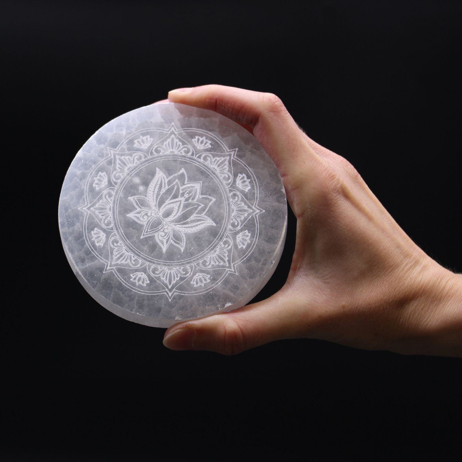 ✨ Medium Selenite Charging Plate 10cm - Lotus Mandala Crystal Cleansing Plate